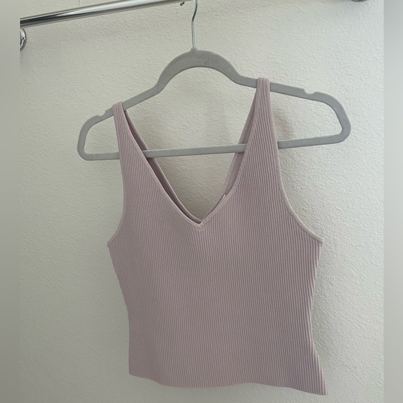 Aritzia Baby Pink Top - Picture 4 of 5